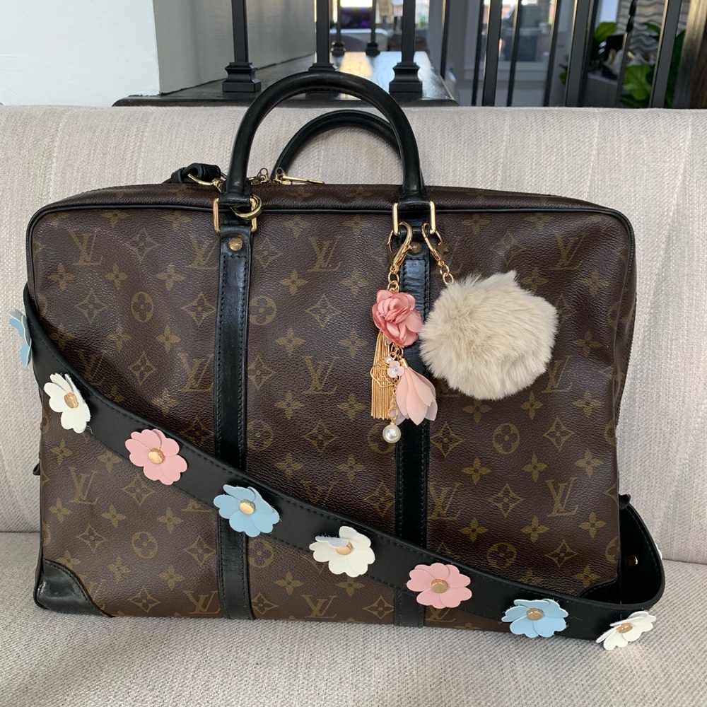Louis Vuitton monogram business bag w/ auth cert